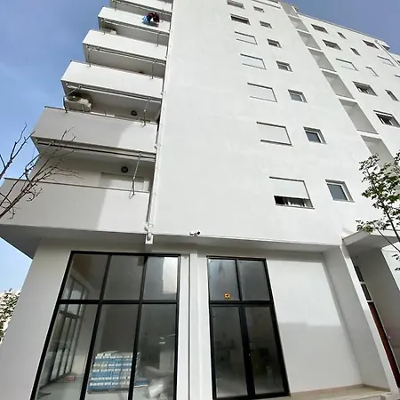 Near Lungo Mare بيت للعطل